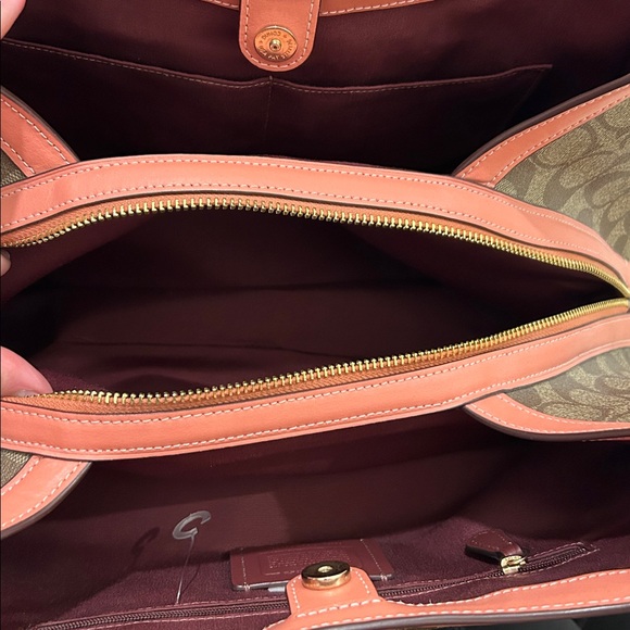 Coach (NWOT) Kristy Shoulder Bag in Signature Canvas with Light Coral Trim - Picture 13 of 14